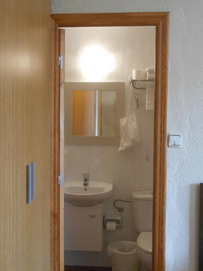 Hostal El Callejon Tarragona Buitenkant foto
