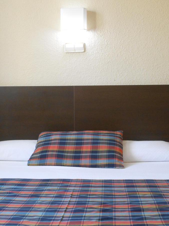 Hostal El Callejon Tarragona Buitenkant foto