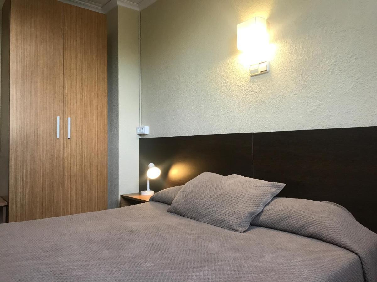 Hostal El Callejon Tarragona Buitenkant foto