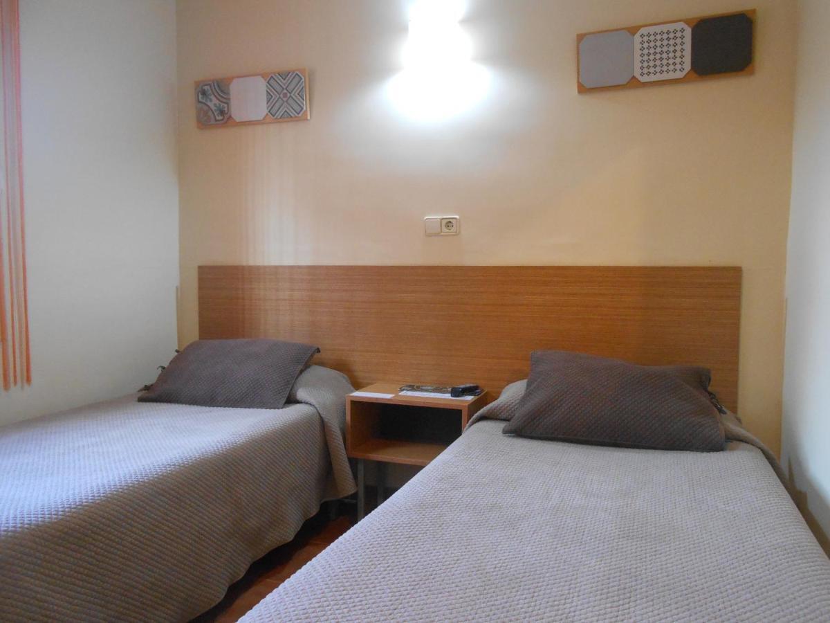 Hostal El Callejon Tarragona Buitenkant foto