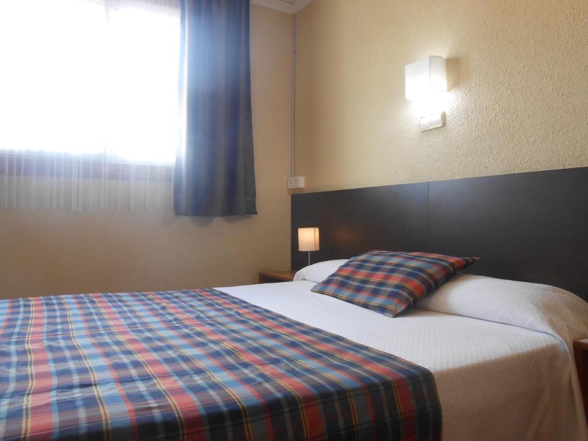 Hostal El Callejon Tarragona Buitenkant foto