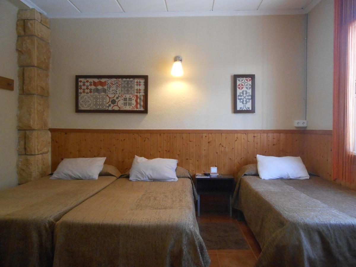 Hostal El Callejon Tarragona Buitenkant foto
