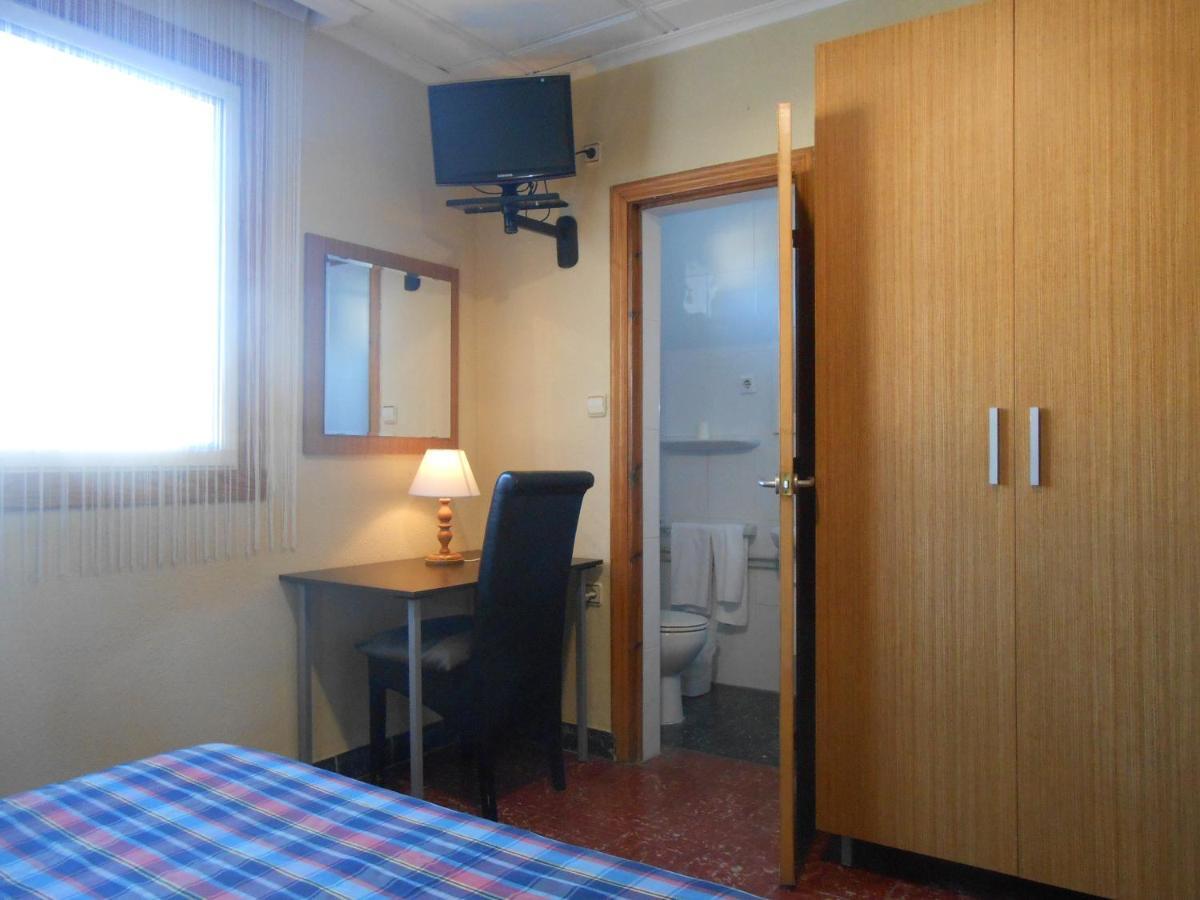 Hostal El Callejon Tarragona Buitenkant foto