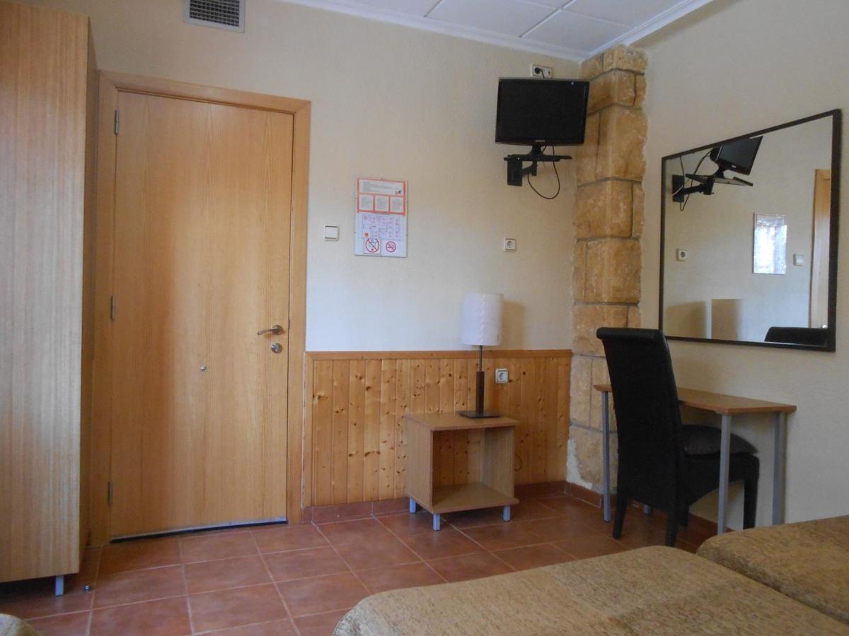 Hostal El Callejon Tarragona Buitenkant foto