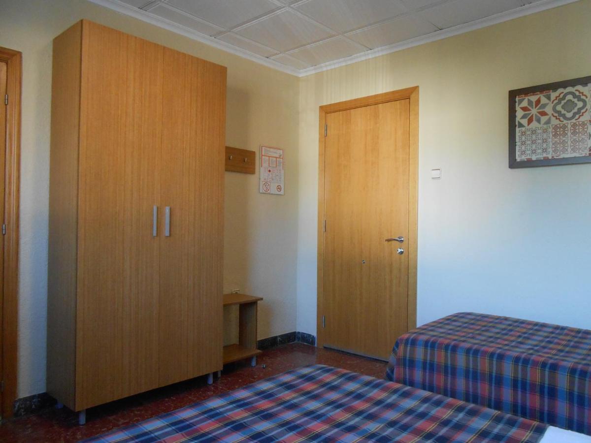 Hostal El Callejon Tarragona Buitenkant foto