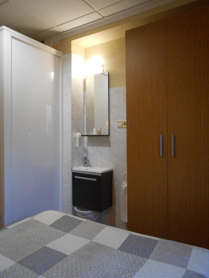 Hostal El Callejon Tarragona Buitenkant foto